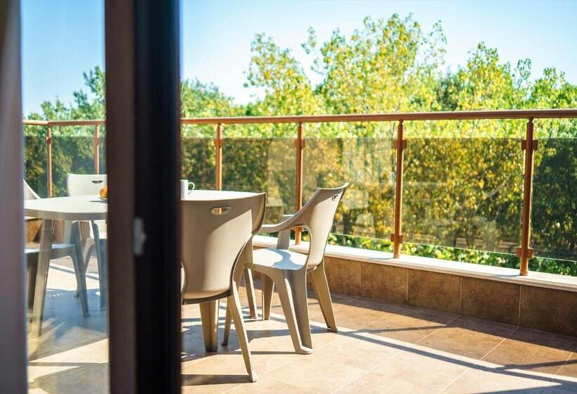 דירה בת חדר שינה 1 צדדית נוף לים, Moreto Seaside Apart