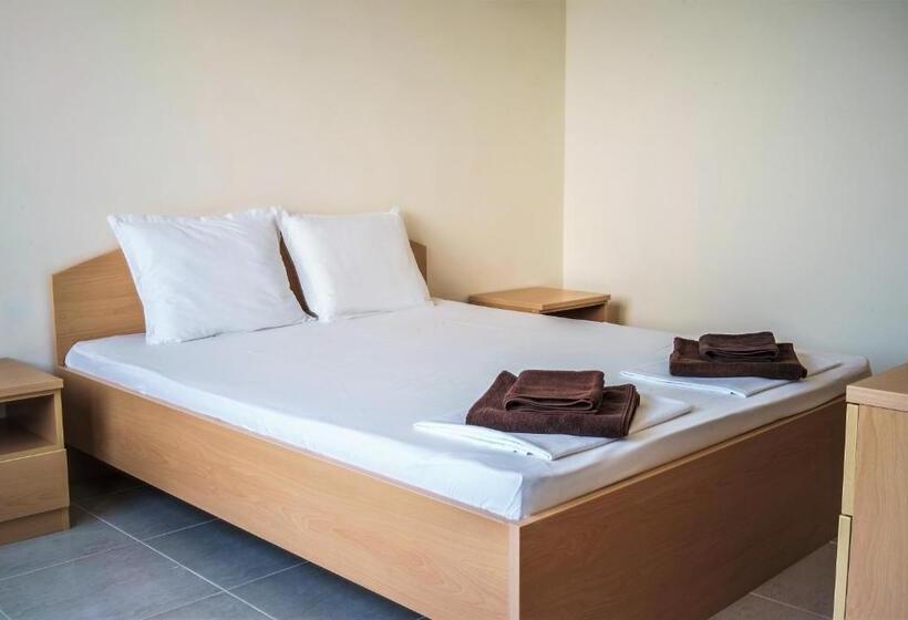 דירה בת חדר שינה 1 עם מרפסת, Moreto Seaside Apart