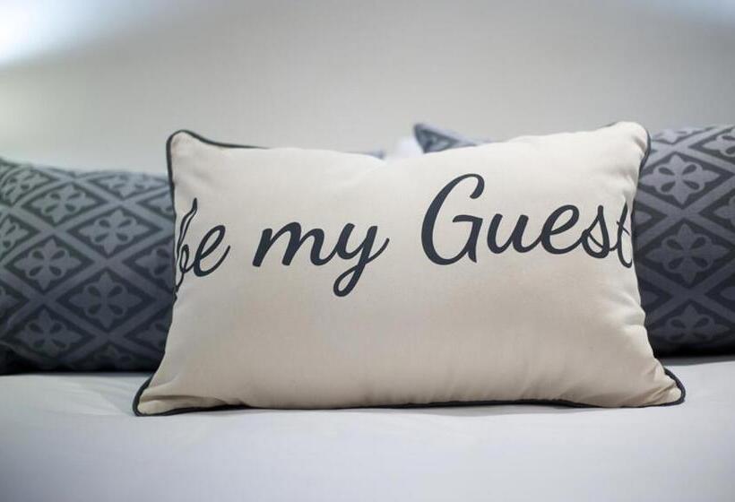 غرفة قياسية, Crisp Guest Rooms