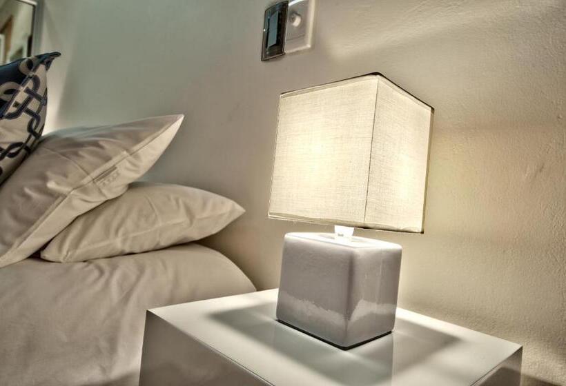 غرفة قياسية سرير كينج, Crisp Guest Rooms