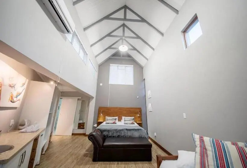 クラシックファミリールーム, Crisp Guest Rooms
