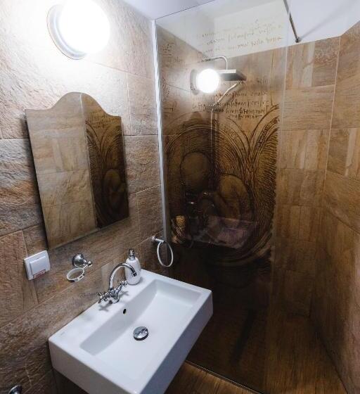 이코노미 룸, Da Vinci Residence