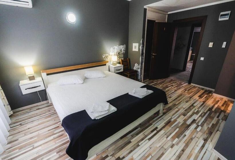 이코노미 룸, Da Vinci Residence