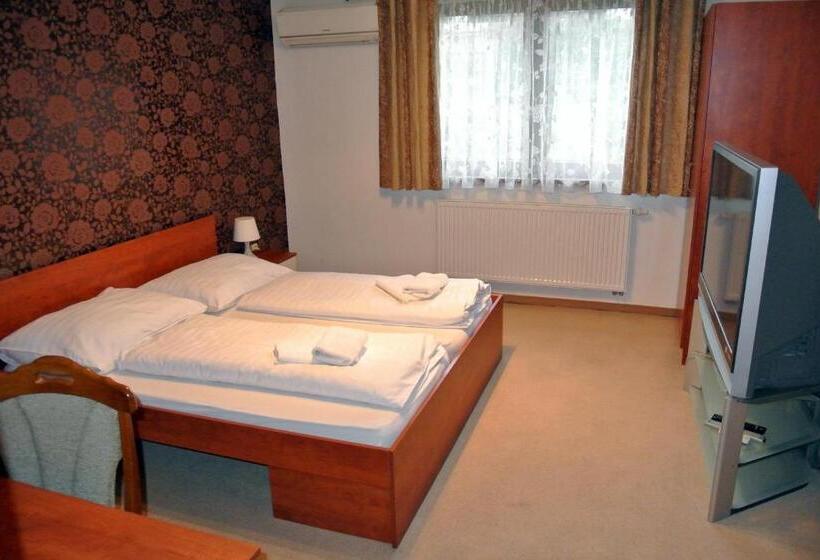 스탠다드 룸, Brasserka