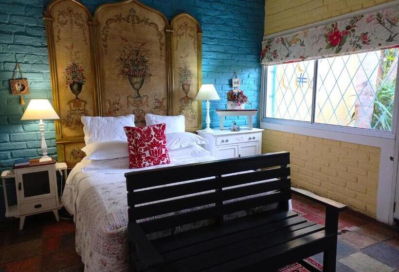 חדר סופריור, Somerset Stables