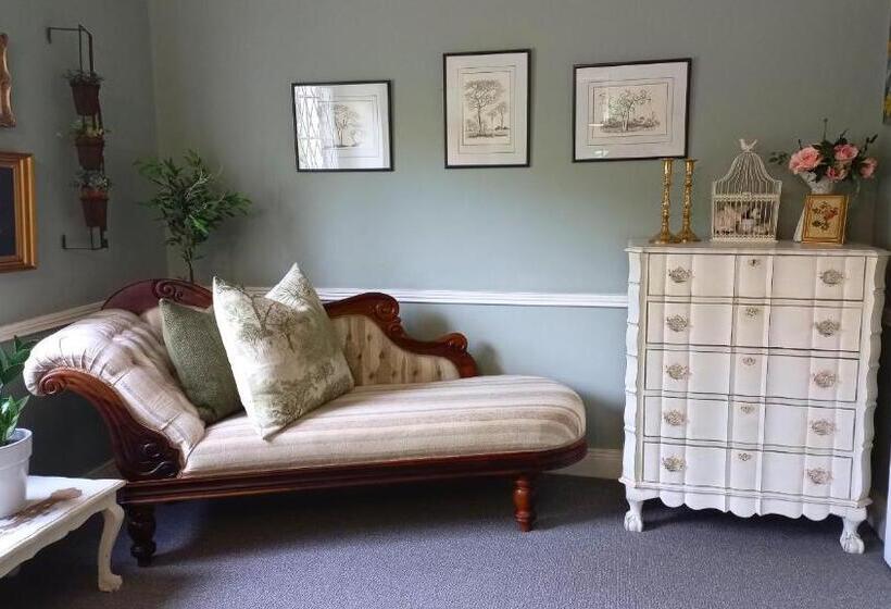 חדר סופריור עם מיטת קינג, Somerset Stables