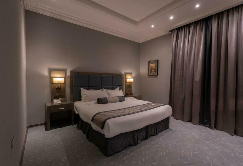 سوئیت 2 خوابه, Park House