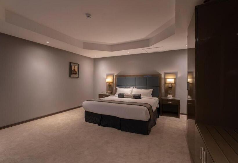 سوئیت 2 خوابه, Park House