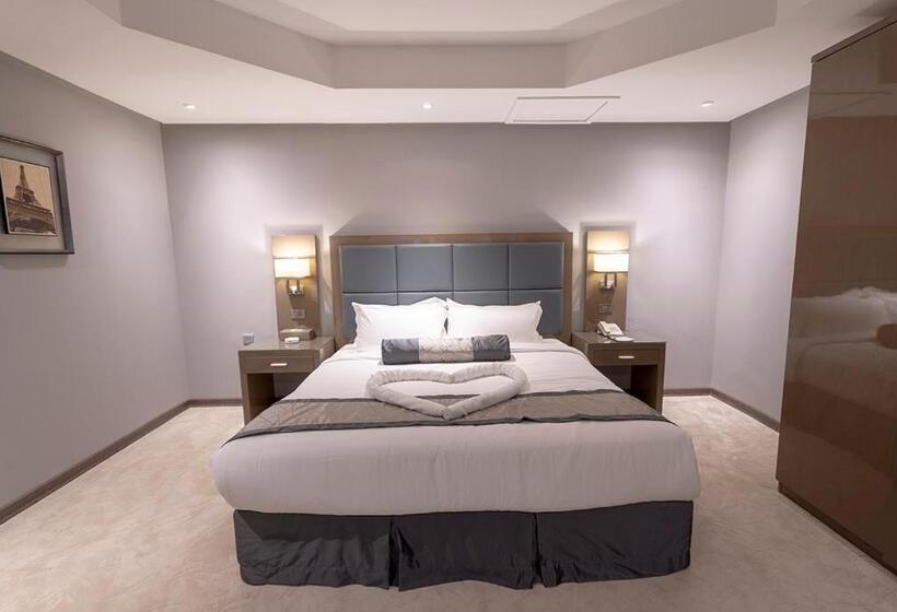 سوییت جونیور, Park House