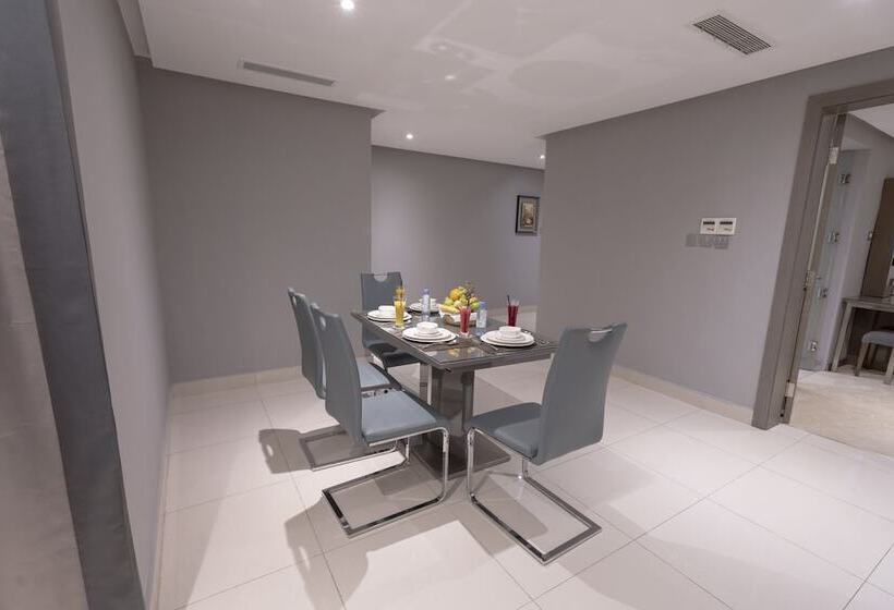 سوییت جونیور, Park House