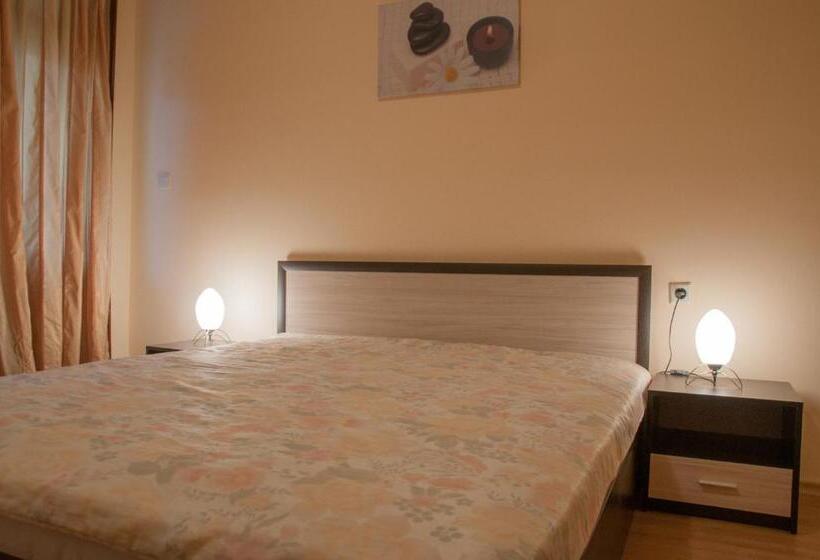 اتاق استاندارد با بالکن, Edelvais Guest House