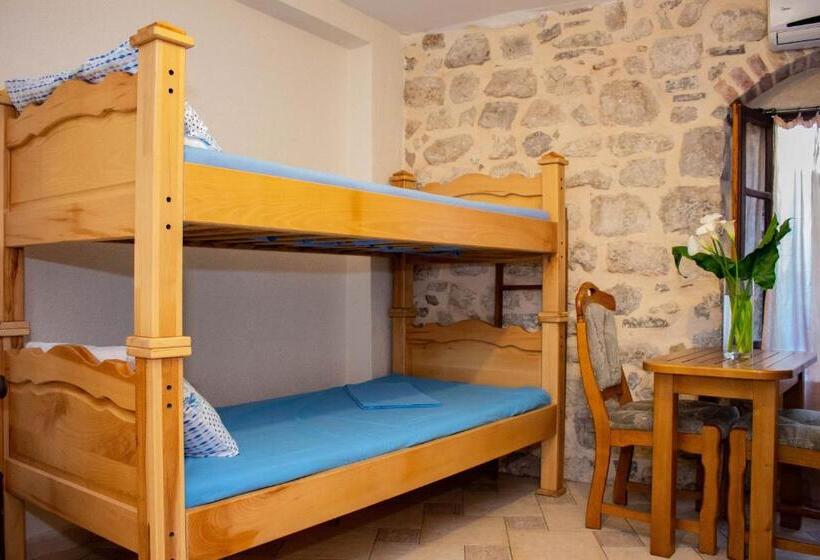استودیوی استاندارد, Guest House šljuka