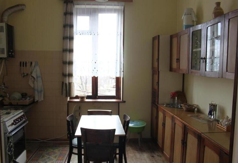 اتاق استاندارد, Maya Guest House