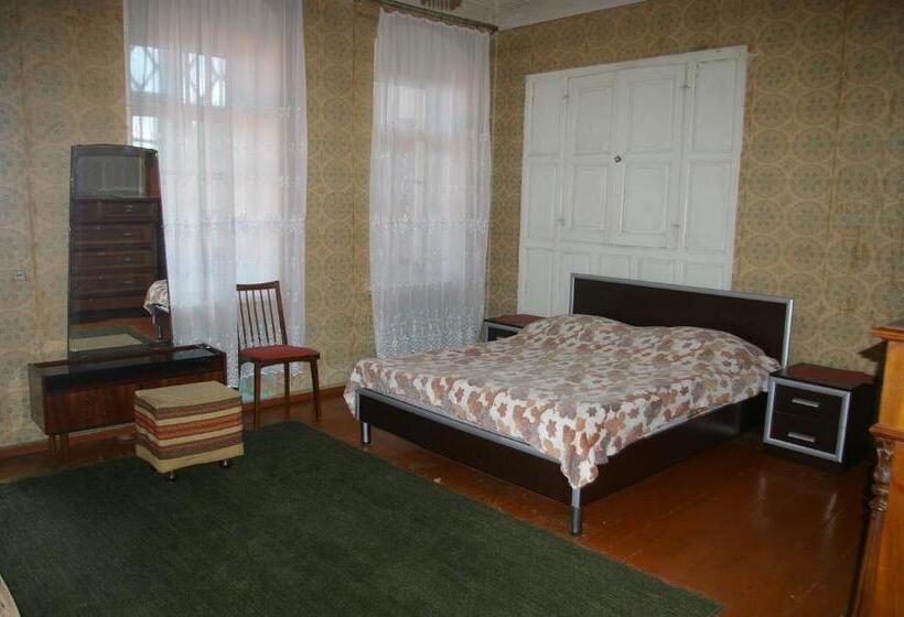 اتاق عادی, Maya Guest House