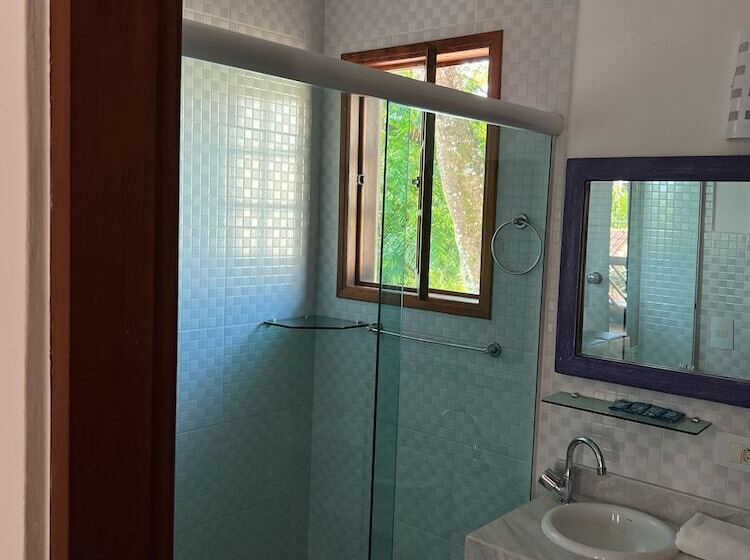 اتاق لوکس, Velinn Pousada Iguana Azul