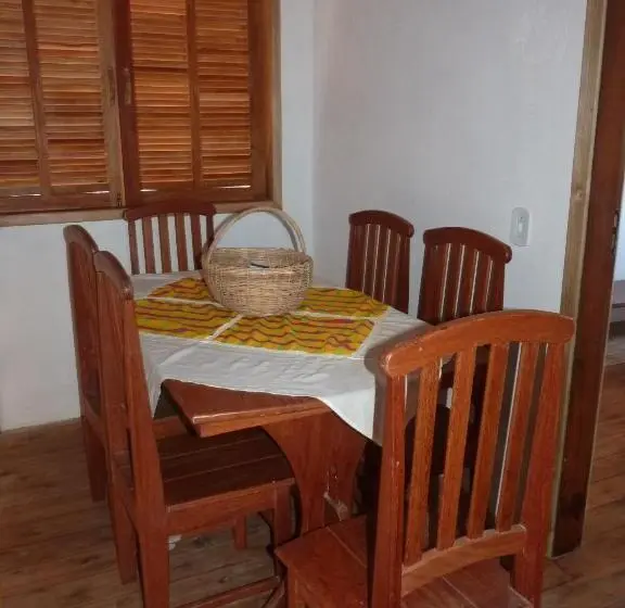 Huoneisto 2 Makuuhuonetta, Casas Da Bete