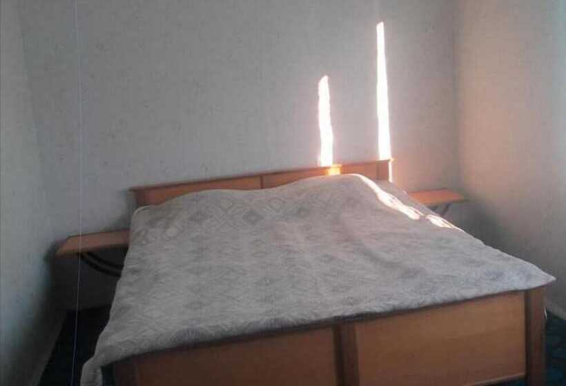 خانه 4 خوابه, Nirvana