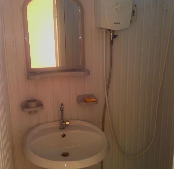 خانه 2 خوابه, Nirvana