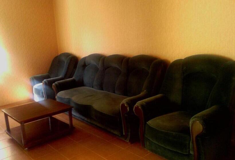 خانه 2 خوابه, Nirvana