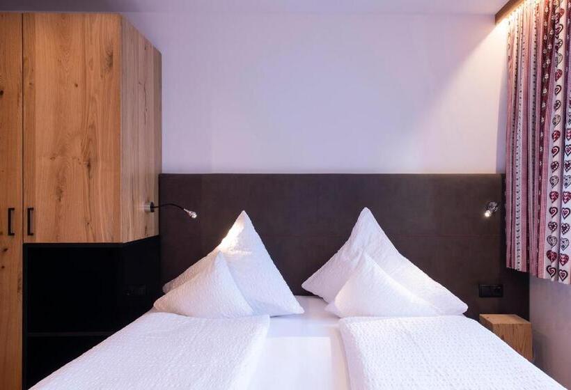 غرفة عائلية, Gasthof Pension Wulfenia