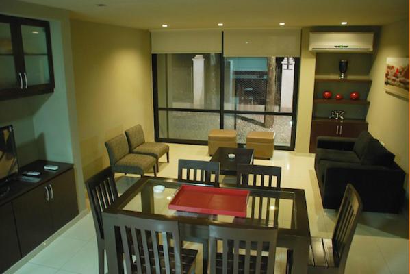 آپارتمان 2 خوابه, La Wet