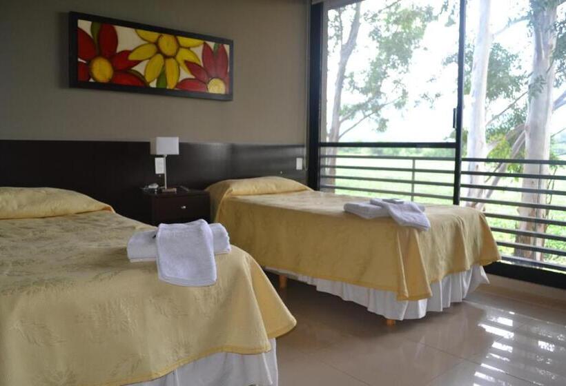 آپارتمان 3 خوابه, La Wet