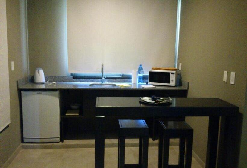 اتاق استاندارد با چشم‌انداز, La Wet