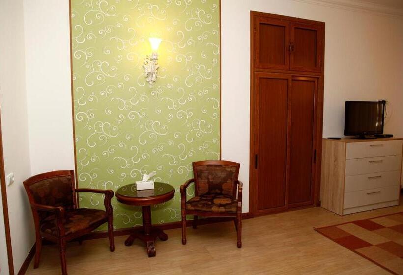 스탠다드 룸, Azoyan Guest House