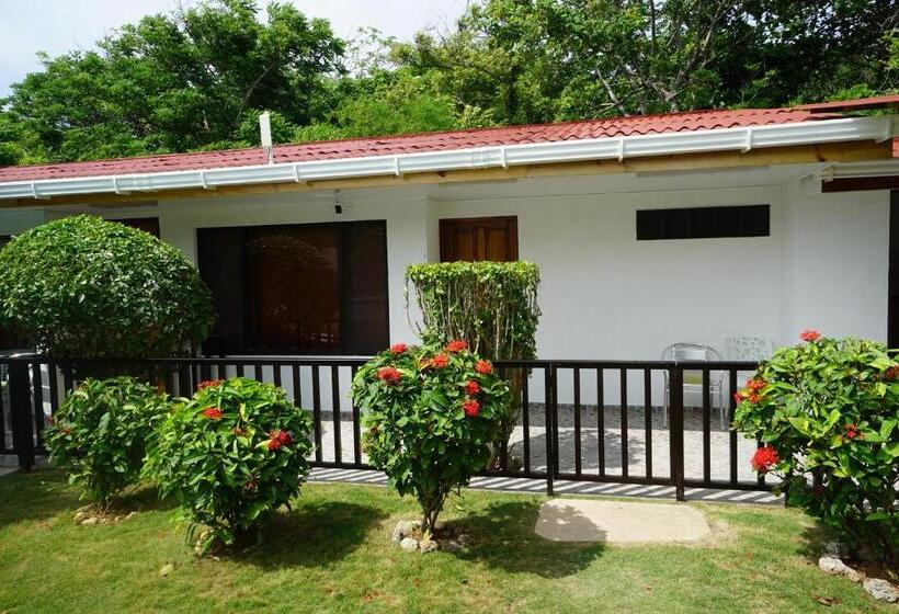 Family Room Pool View, Cozy Cottage Posada Turistica