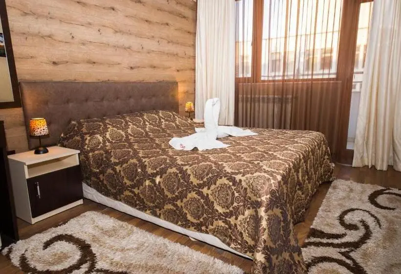 اتاق لوکس با بالکن, Guest House Amore
