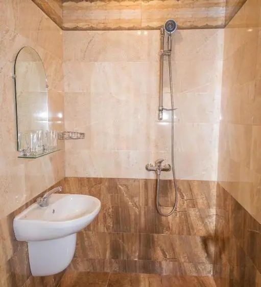 سوییت جونیور با بالکن, Guest House Amore