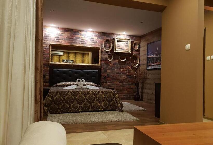 小型套房带阳台, Guest House Amore