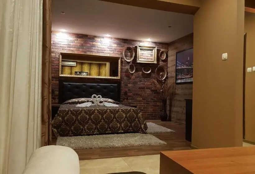 سوییت جونیور با بالکن, Guest House Amore