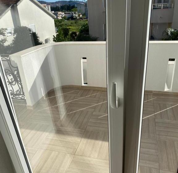 استودیو استاندارد با بالکن, Guesthouse Civovic