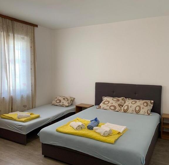استودیو استاندارد با بالکن, Guesthouse Civovic