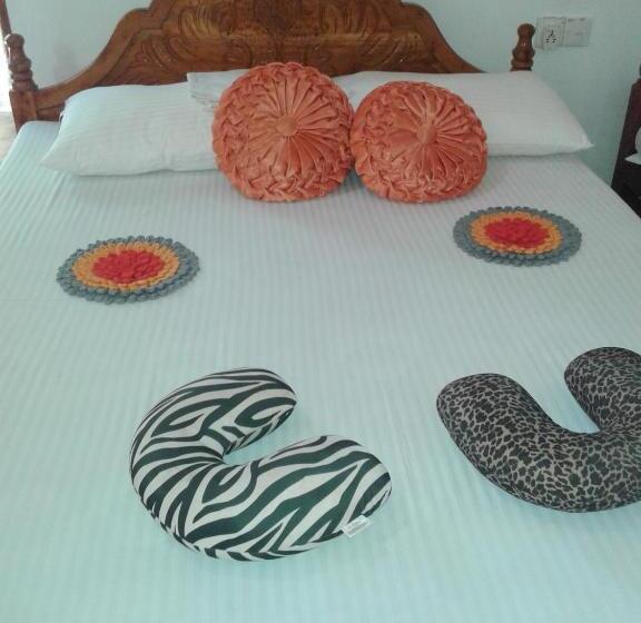 חדר קלאסי לשלושה, Lak Nilla Guest House