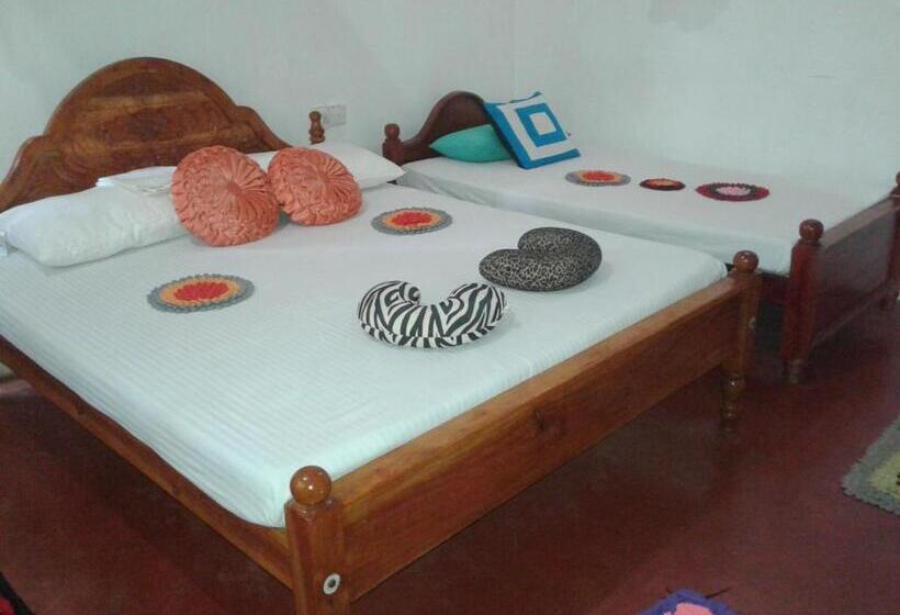 غرفة ديلوكس ثلاثية, Lak Nilla Guest House