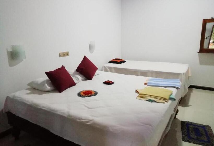 غرفة ديلوكس ثلاثية, Lak Nilla Guest House