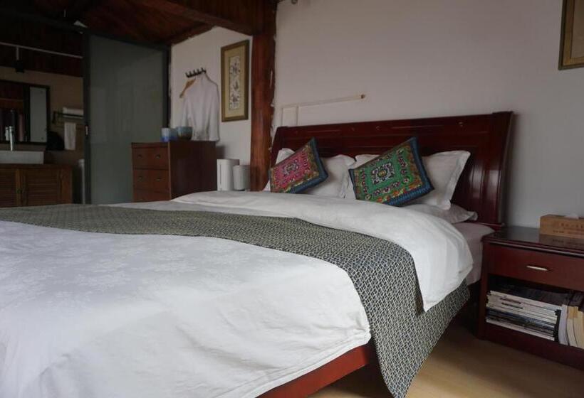 Номер Стандарт Вид на Горы, Jayden Naxi Lodge臣安土木纳西小院 Namaste