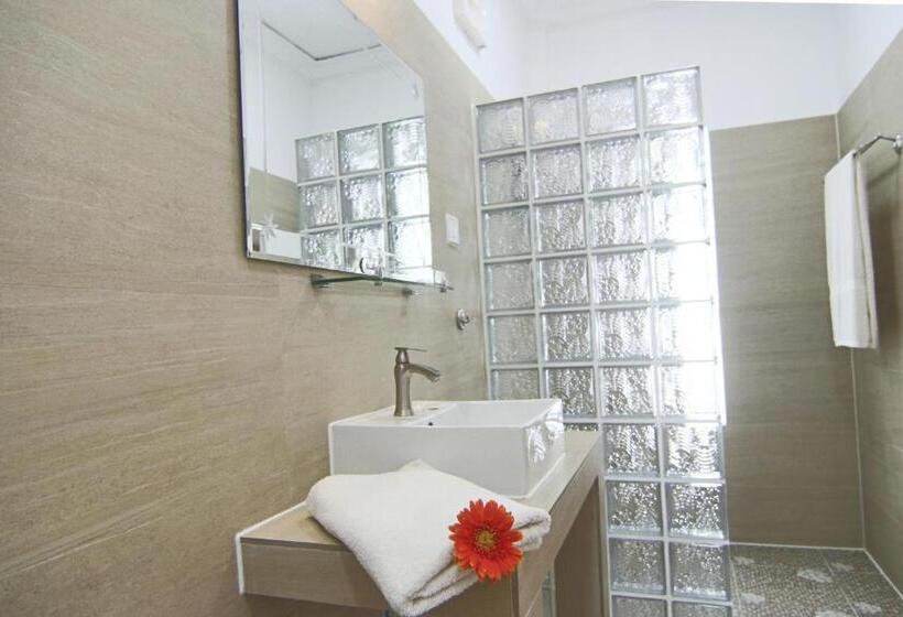 高级洋房, Sunset Lounge