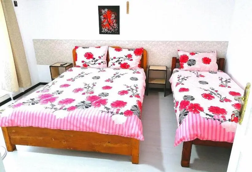 اتاق استاندارد سه تخته با بالکن, Teo Guest Rooms