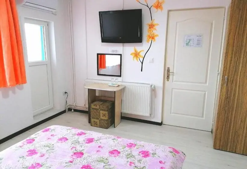 اتاق استاندارد با بالکن, Teo Guest Rooms