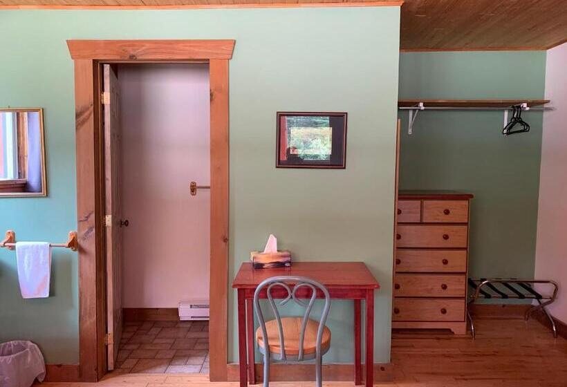 חדר סטנדרט שתי מיטות זוגיות, L'auberge Refuge Du Trappeur