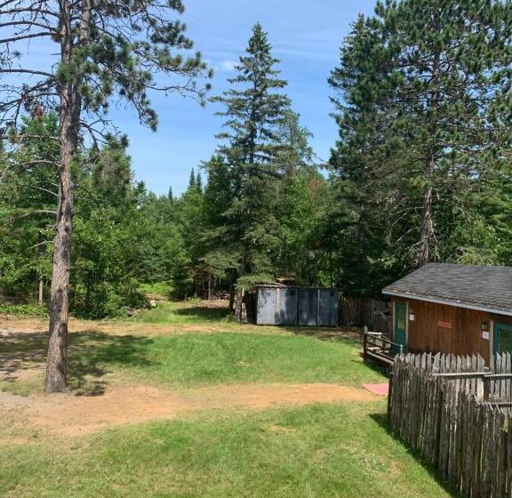 חדר סטנדרט עם מרפסת, L'auberge Refuge Du Trappeur