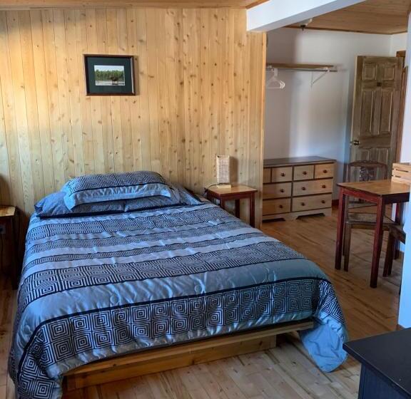 Номер Стандарт с Балконом, L'auberge Refuge Du Trappeur
