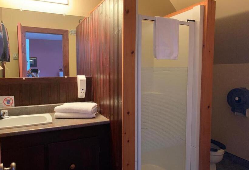 غرفة قياسية, L'auberge Refuge Du Trappeur