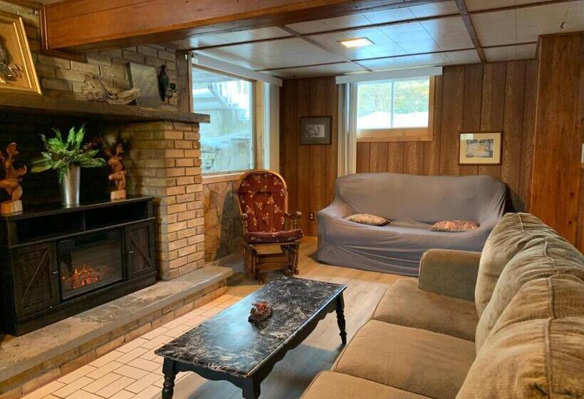 샬레, L'auberge Refuge Du Trappeur