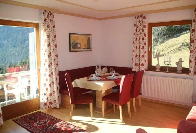 3ベッドルームアパートメント, Oberharreithhof