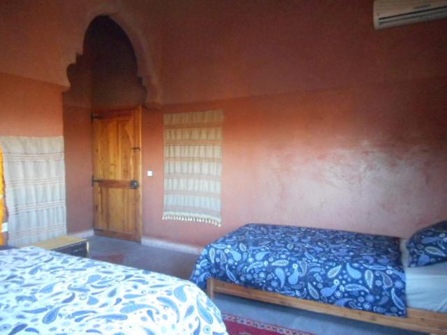 اتاق لوکس چهار تخته, Carrefour Des Nomades