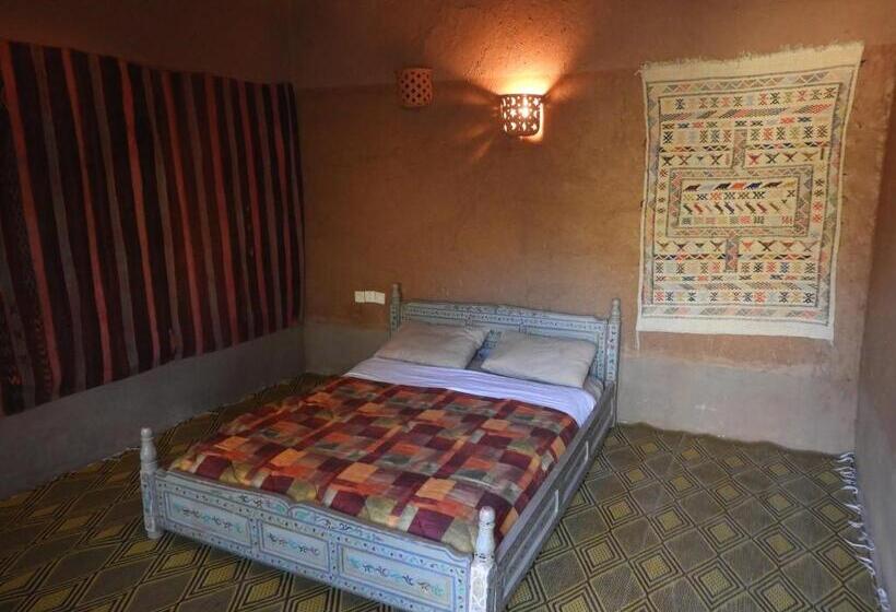 ویلای استاندارد با چشمانداز باغ, Carrefour Des Nomades